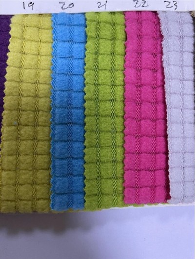 DG-LXF  提花格子搖粒絨  210g/m² 細節-3